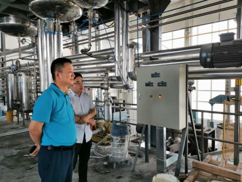 汉唐华固考察团见证卡本工厂高端质造 卡本科技加固硅烷浸渍剂